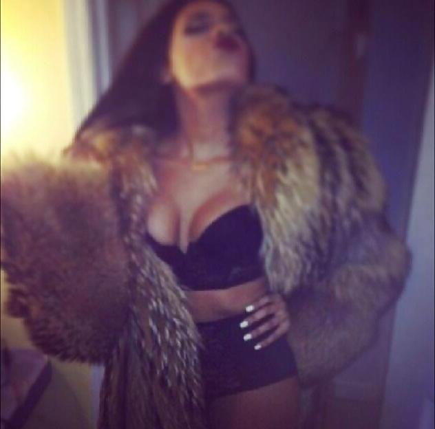 25P Beurette jolies boobs