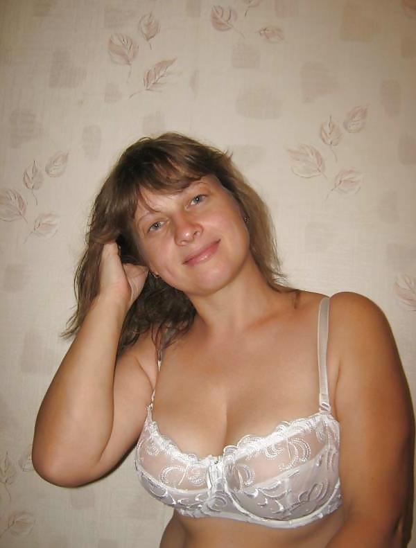 8P Posing in the bed for husband