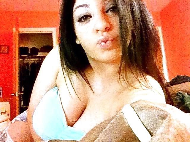 11P Belle beurette algerienne kenza