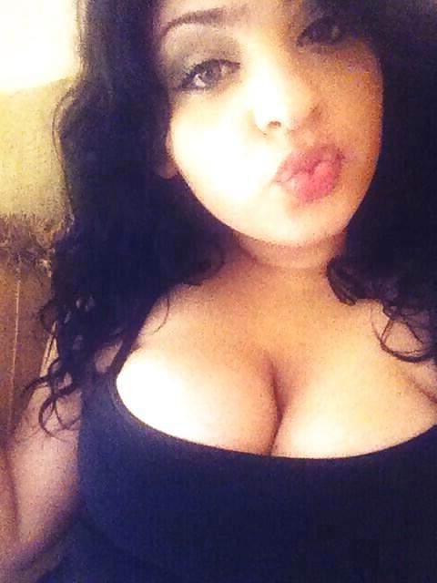 11P Belle beurette algerienne kenza