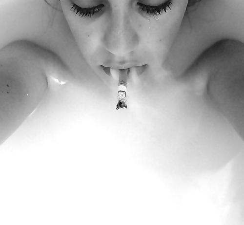 25P Smoking Fetish 