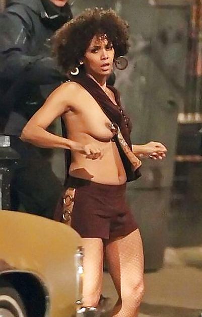 21P Halle Berry Smoking Hot