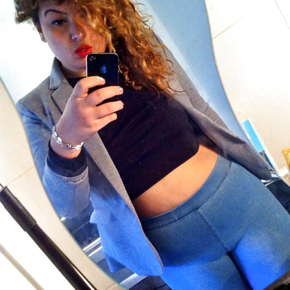 20P Sabrina beurette bien ferme 