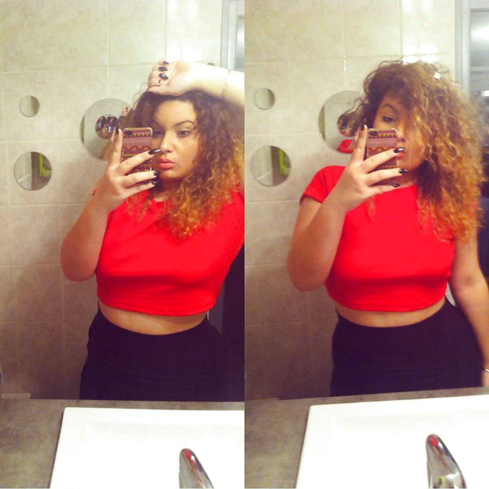 20P Sabrina beurette bien ferme 