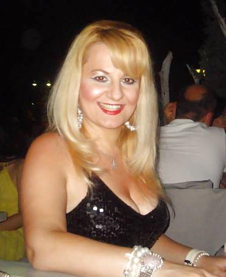 25P GREEK MILFS, MATURE LADIES & SLUTS: THE GODDESS GOT BOOBS