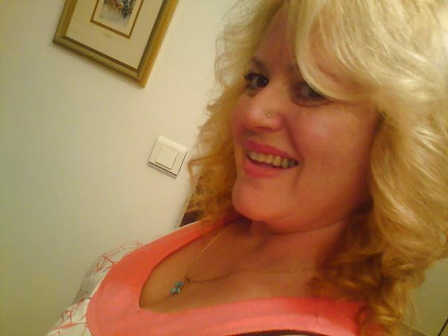 25P GREEK MILFS, MATURE LADIES & SLUTS: THE GODDESS GOT BOOBS