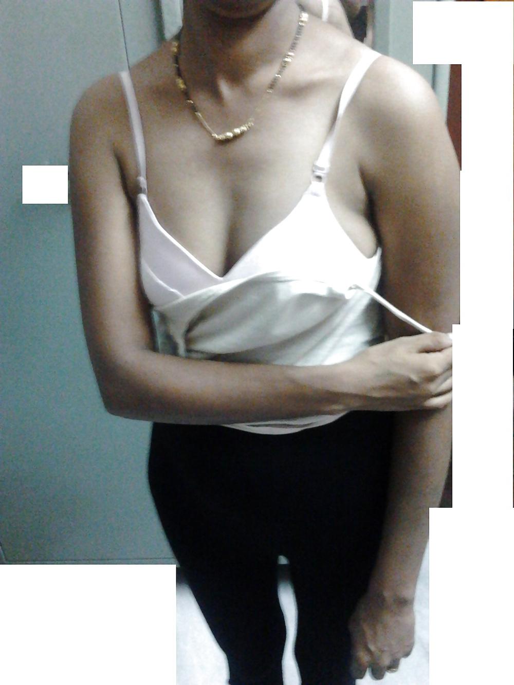 16P Indian Bhabhi 025