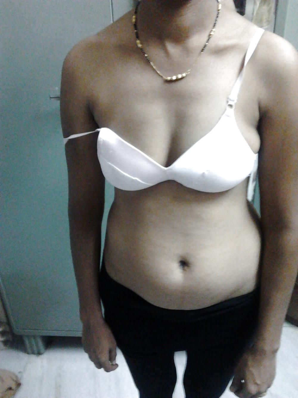 16P Indian Bhabhi 025