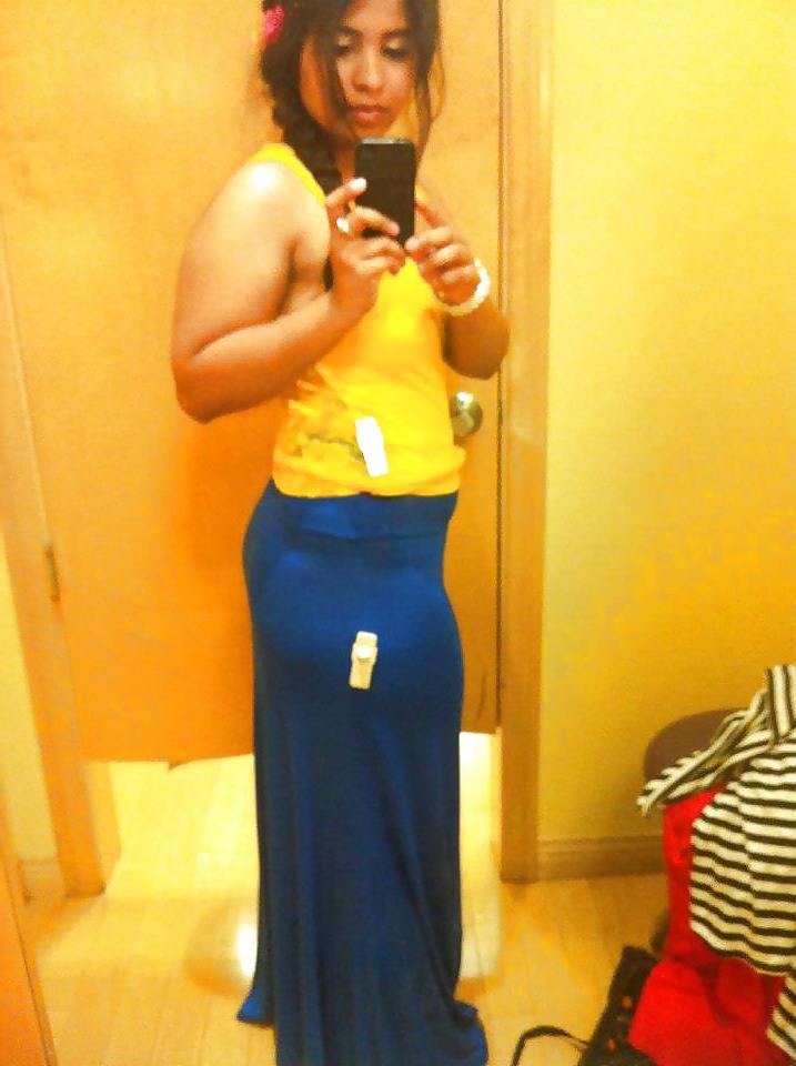 15P Sexy Young Indian Girls (100% Real)