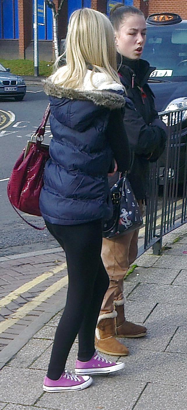 25P Best VOYEUR and CANDID photos