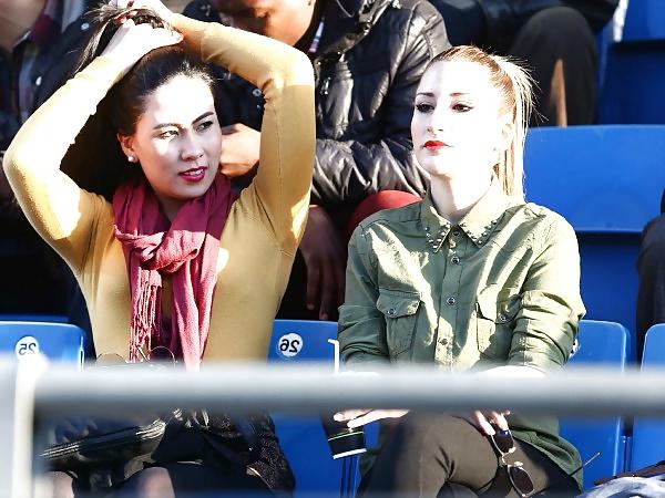 25P Greek Babes