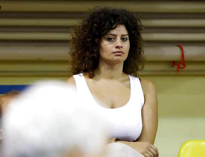 25P Greek Babes