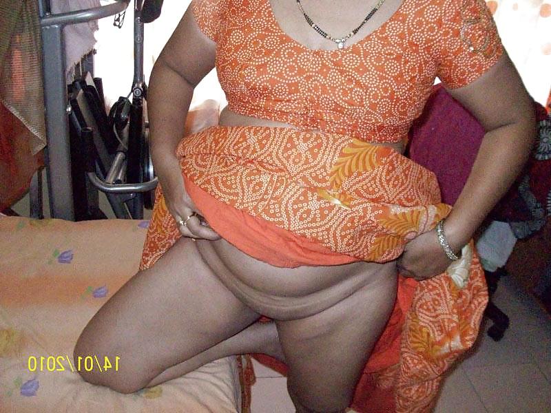 21P Indian Bhabhi 001