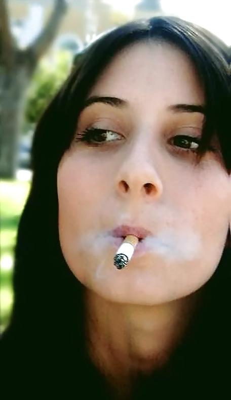 25P Smoking Females