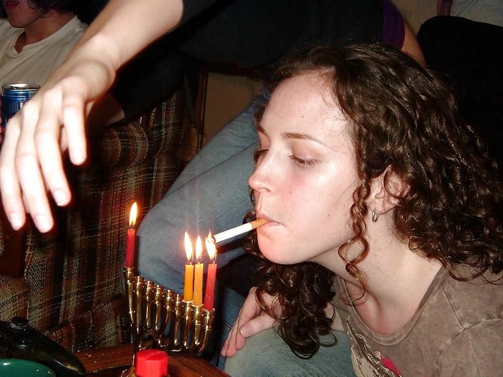25P Smoking Females