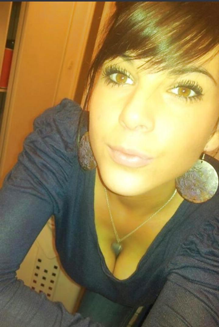 15P Arabic teen girls beurette cite 8