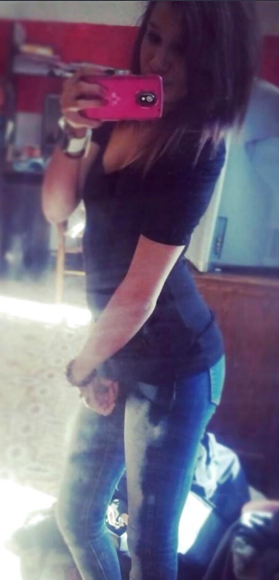 15P Arabic teen girls beurette cite 8