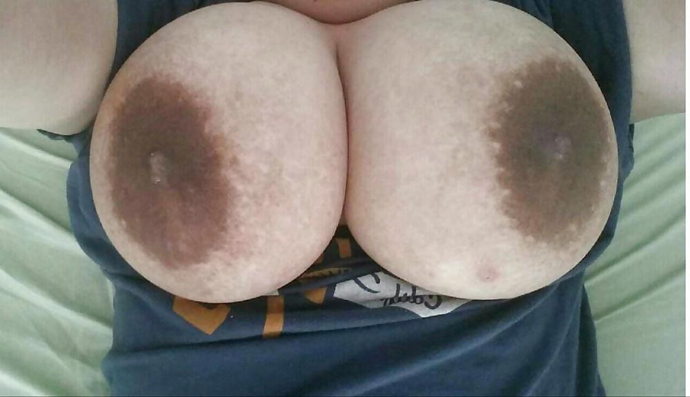 15P Huge tits