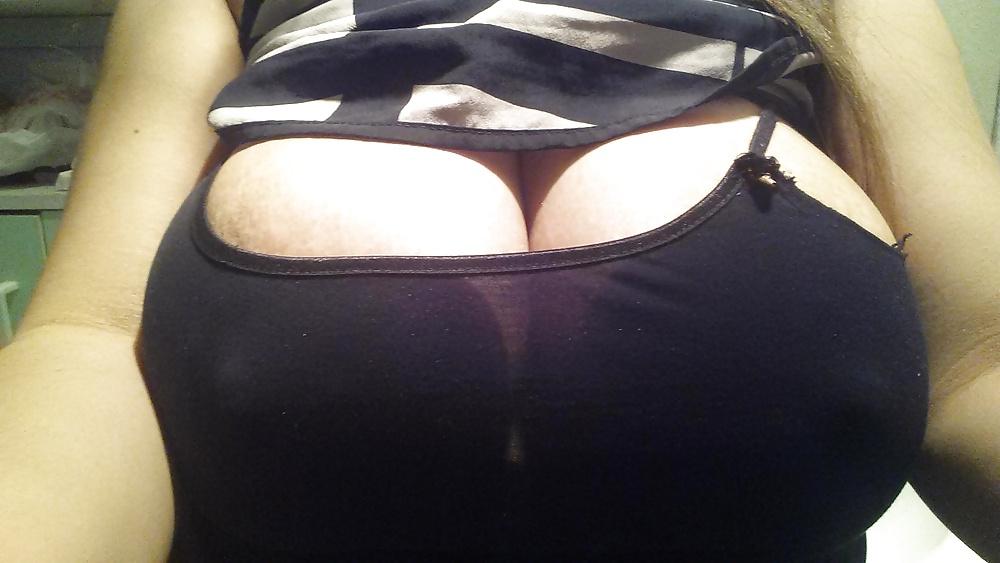 15P Huge tits