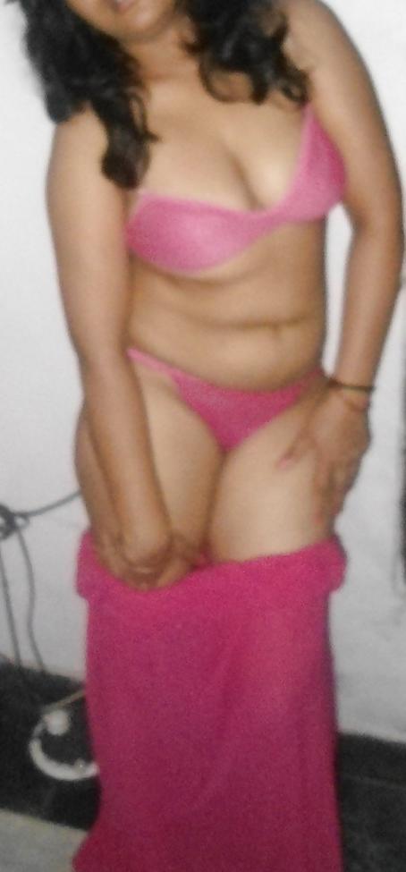 13P Indian Bhabhi 040
