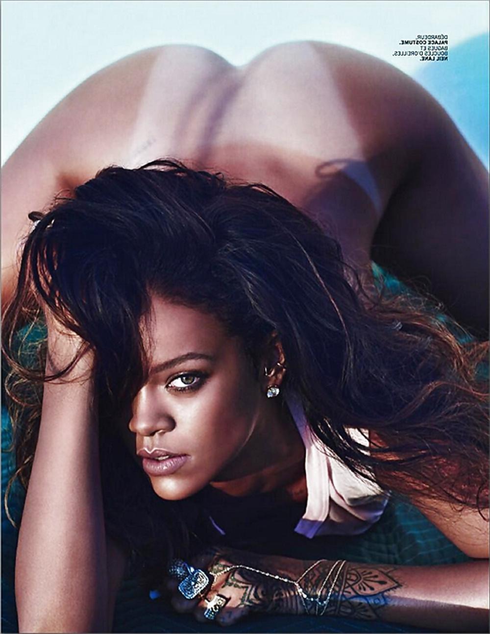 6P Rihanna NUDE Photoshoot!