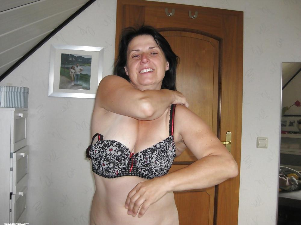 22P German whore