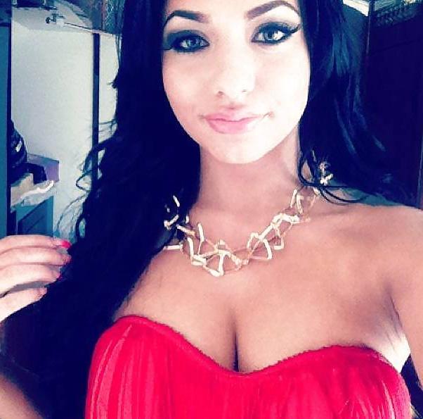 25P Beurette Anissa (Suite)