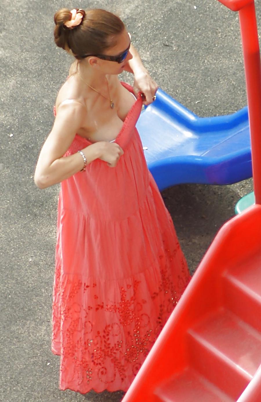 17P I spy your boobs 
