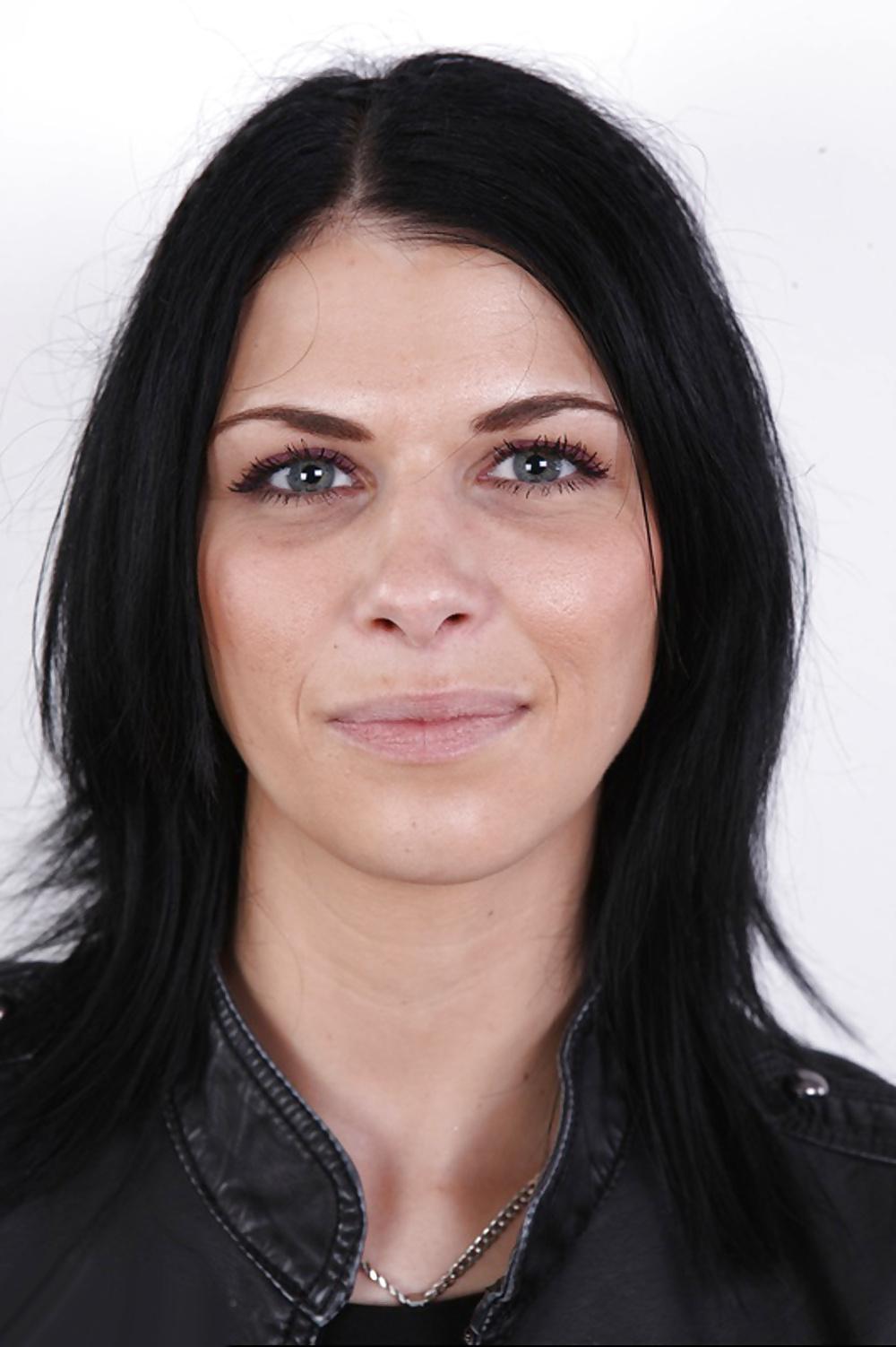 21P CASTING 81 (LORDLONE)