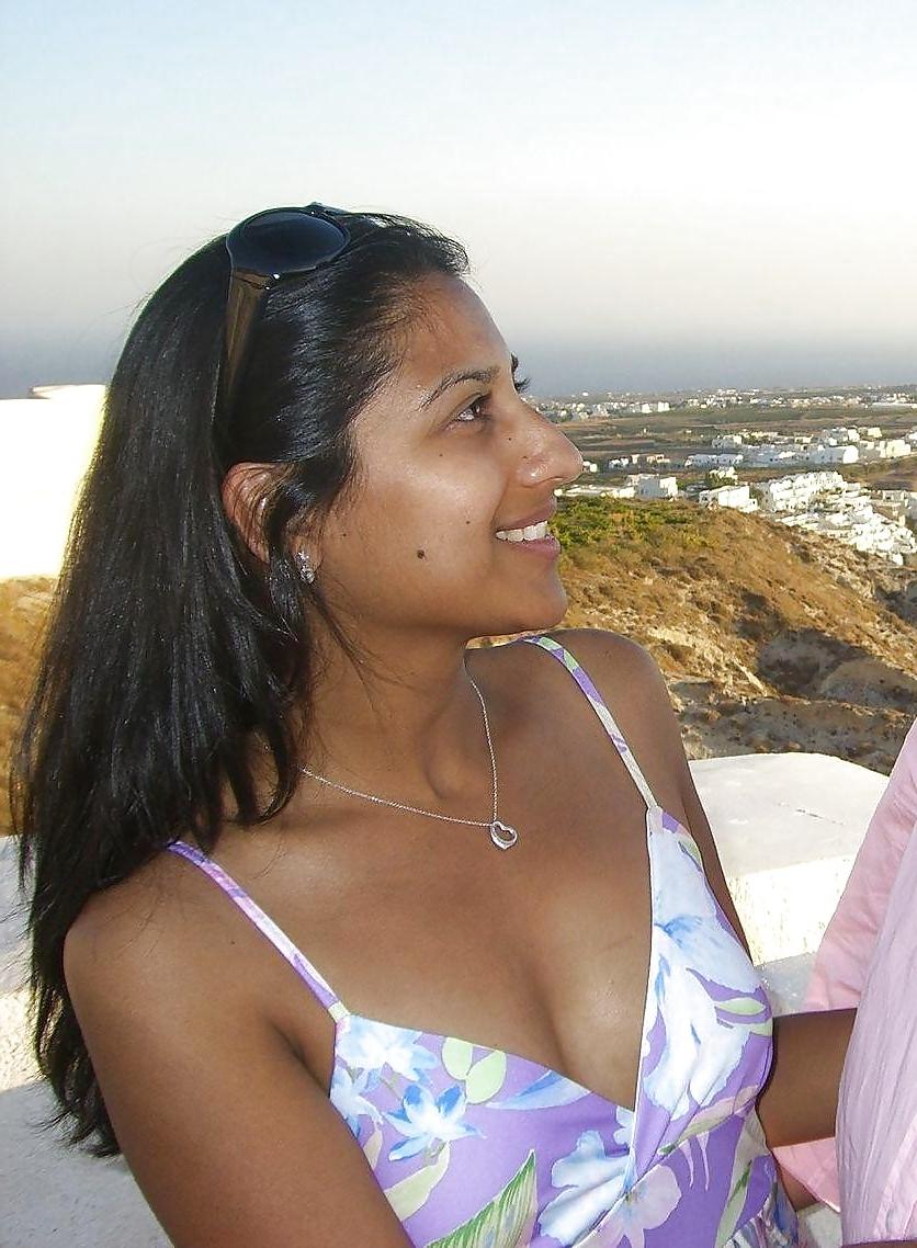 24P Hot Non Nude Indian Desi Babes Some Amateur