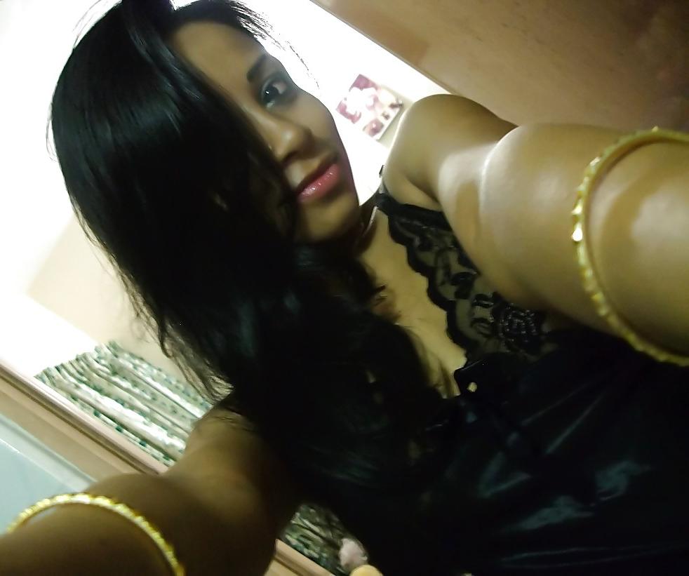 24P Hot Non Nude Indian Desi Babes Some Amateur