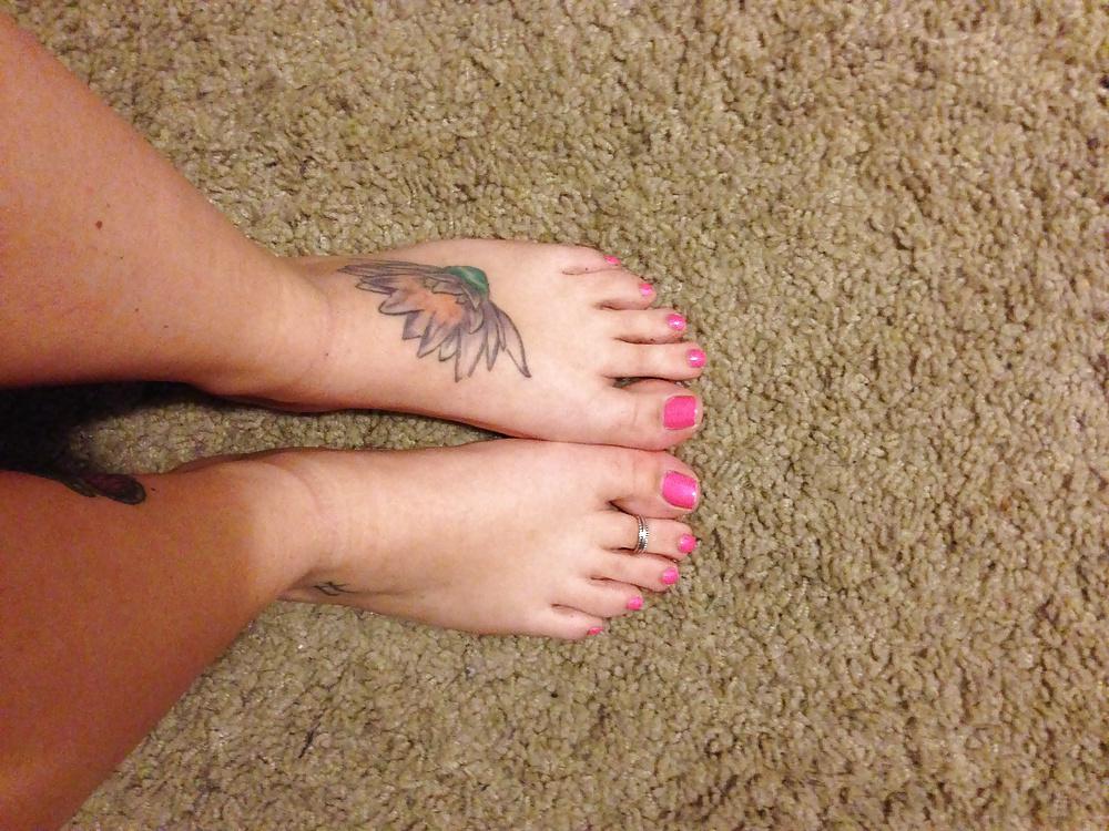 11P Alyna sexy young feet socks and ass