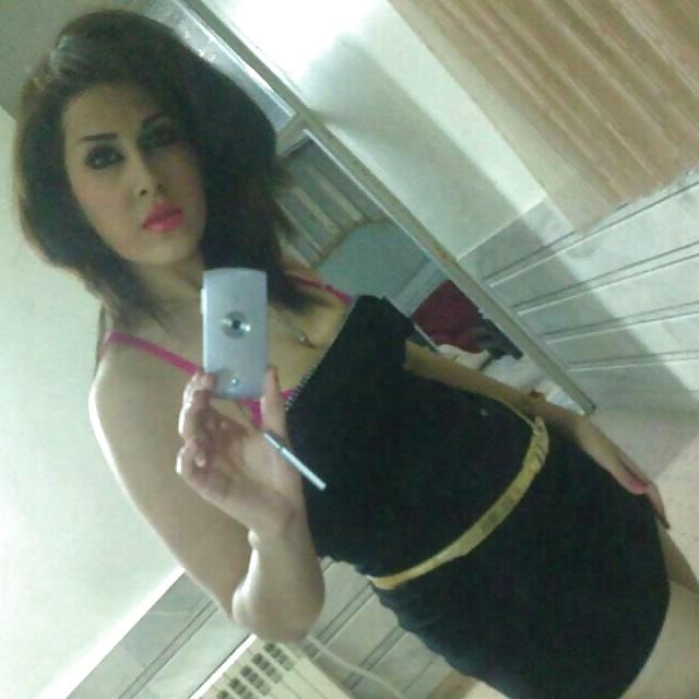 21P Persian Babes, Duff Ironi