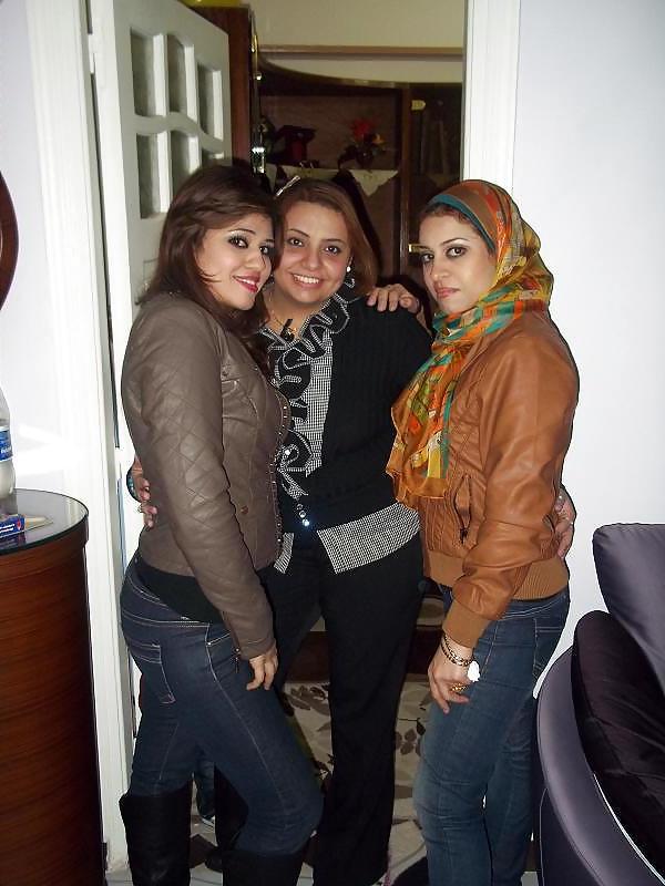 25P Arab Egyptian Big Tits Busty 
