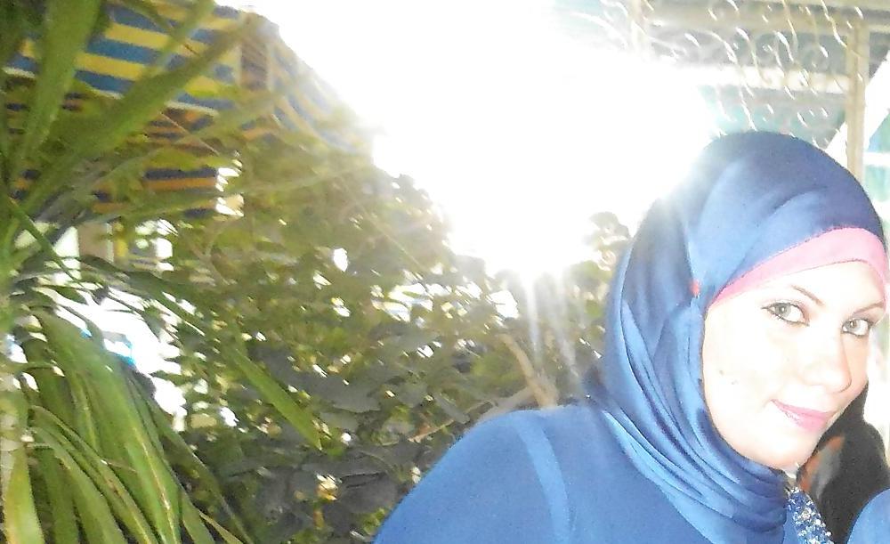 25P Arab Egyptian Big Tits Busty 