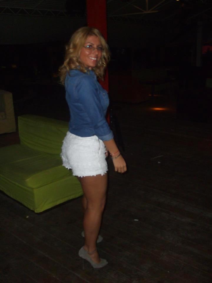 25P Big boob blonde please comment