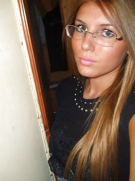 25P Big boob blonde please comment