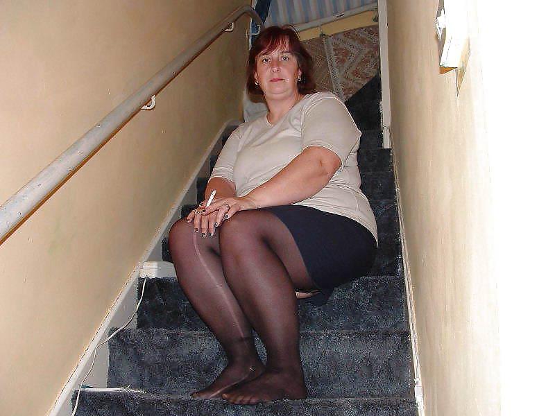 15P Hottie doing phone New Years Eve