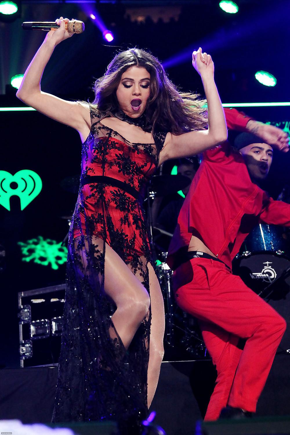 25P Selena Gomez – Best Fuck – Schlampen-Zusammenstellung