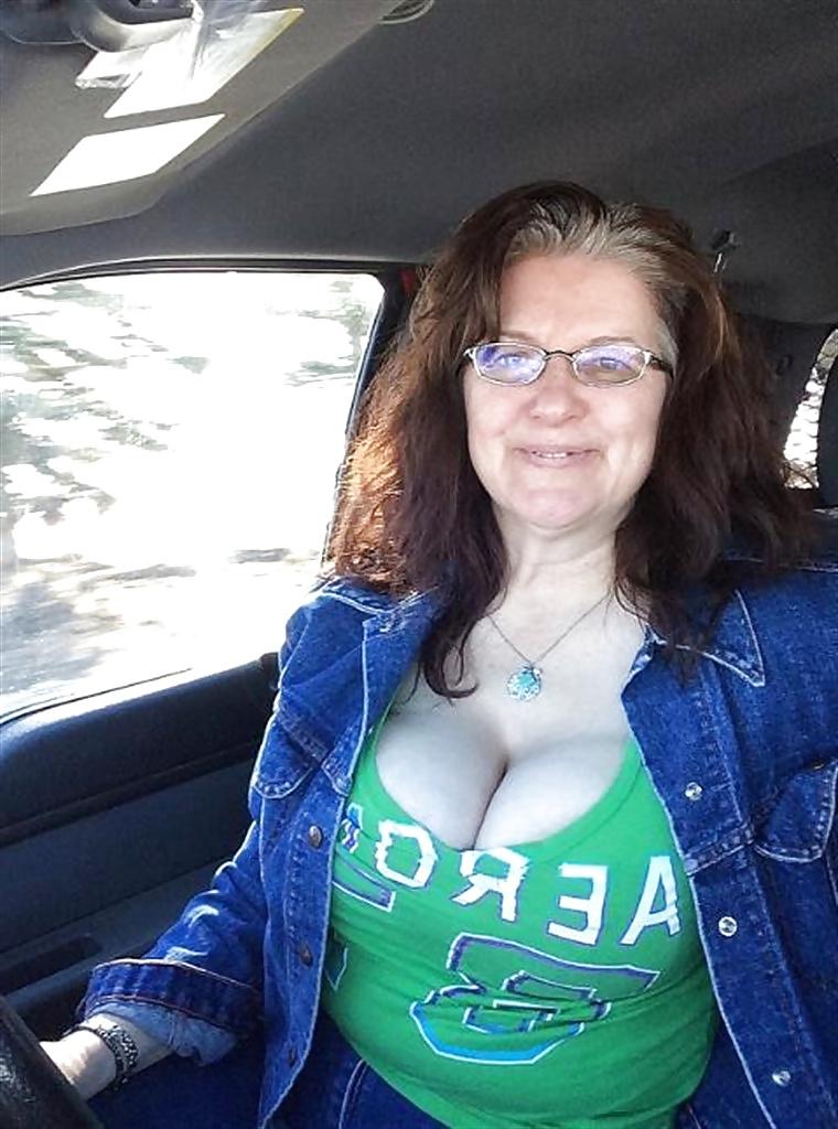 19P Big Natural Silicone-free Boobs! (Granny GILF)