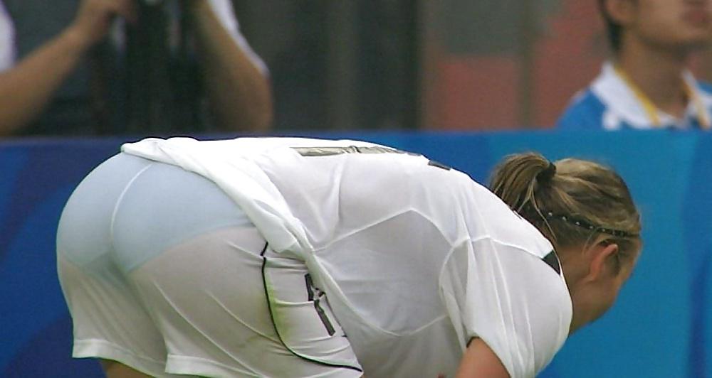 25P Ladies of sports