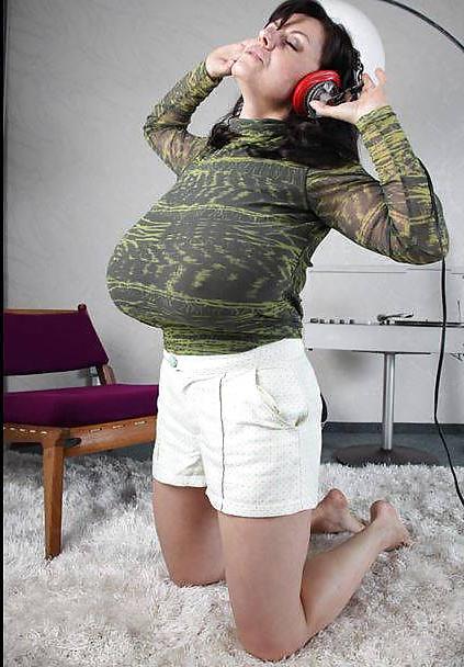 25P Webtastic Boobs Vol.475