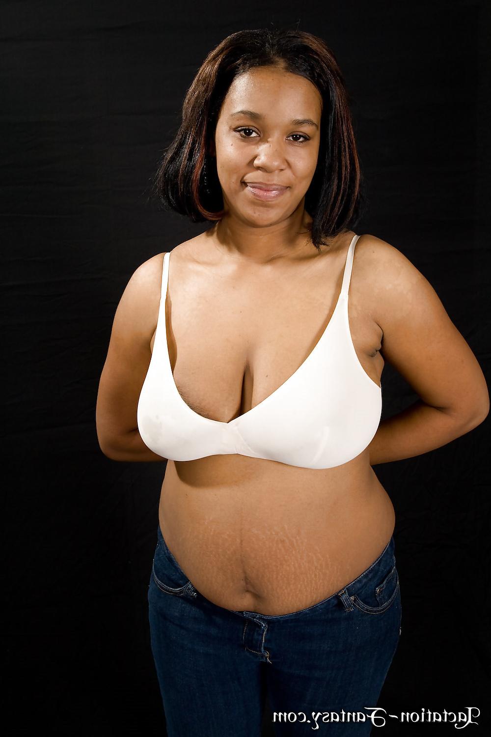 25P Tits 12 (pregnant)