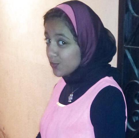 25P Arab Egyptian Girls 
