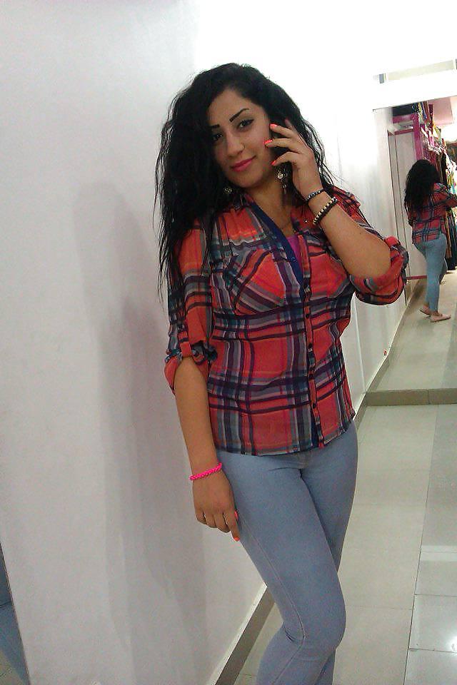 25P Arab Egyptian Girls 