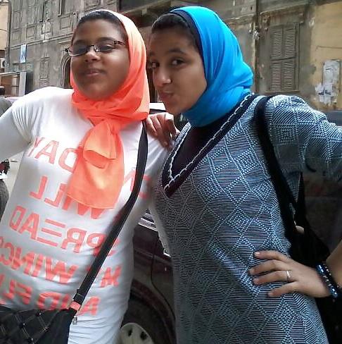25P Arab Egyptian Girls 