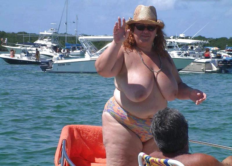 20P Big natural tits 5.
