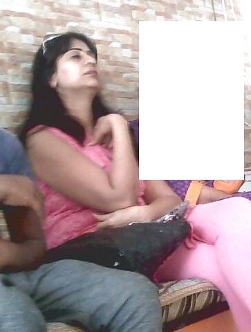25P INDIAN VOYEUR