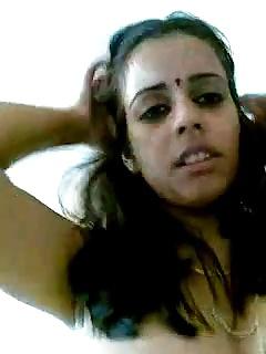 25P INDIAN VOYEUR