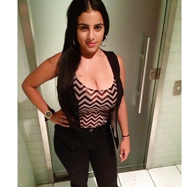 10P Big tit sexy Indian paki bengali slut for comments